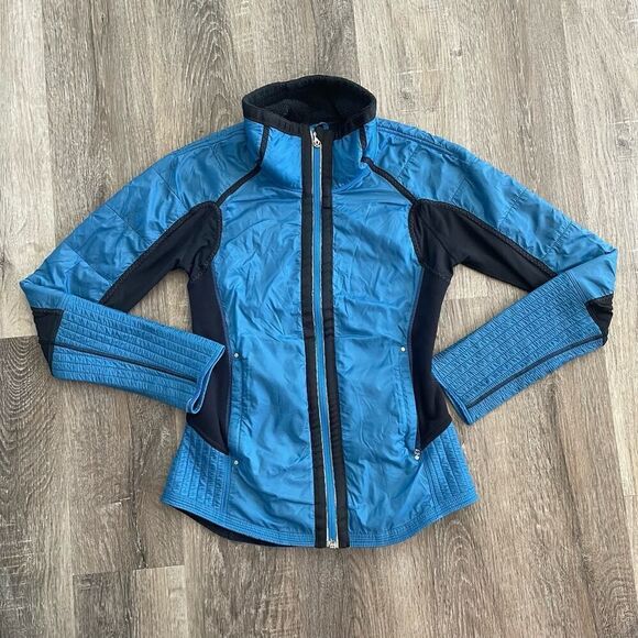 Lululemon Run Bundle Up Jacket Beaming Blue/Black - Size: 4 - Picture 5 of 12